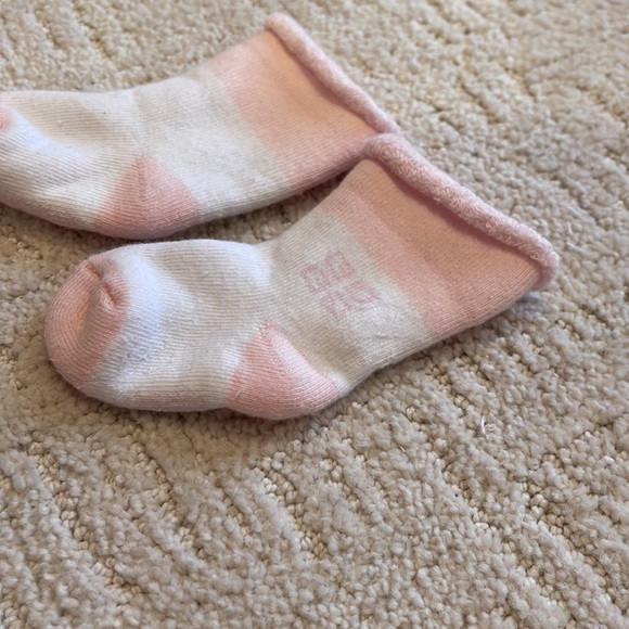 Givenchy baby pink and white socks - Picture 4 of 6